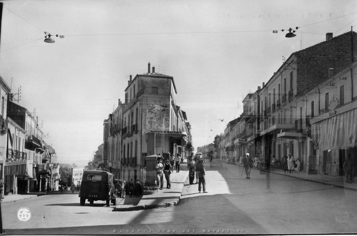 Tiaret 507- Rues Bugeaud et Cambon COLLECTION DES AMIS DE ND DE SANTA CRUZ.jpg